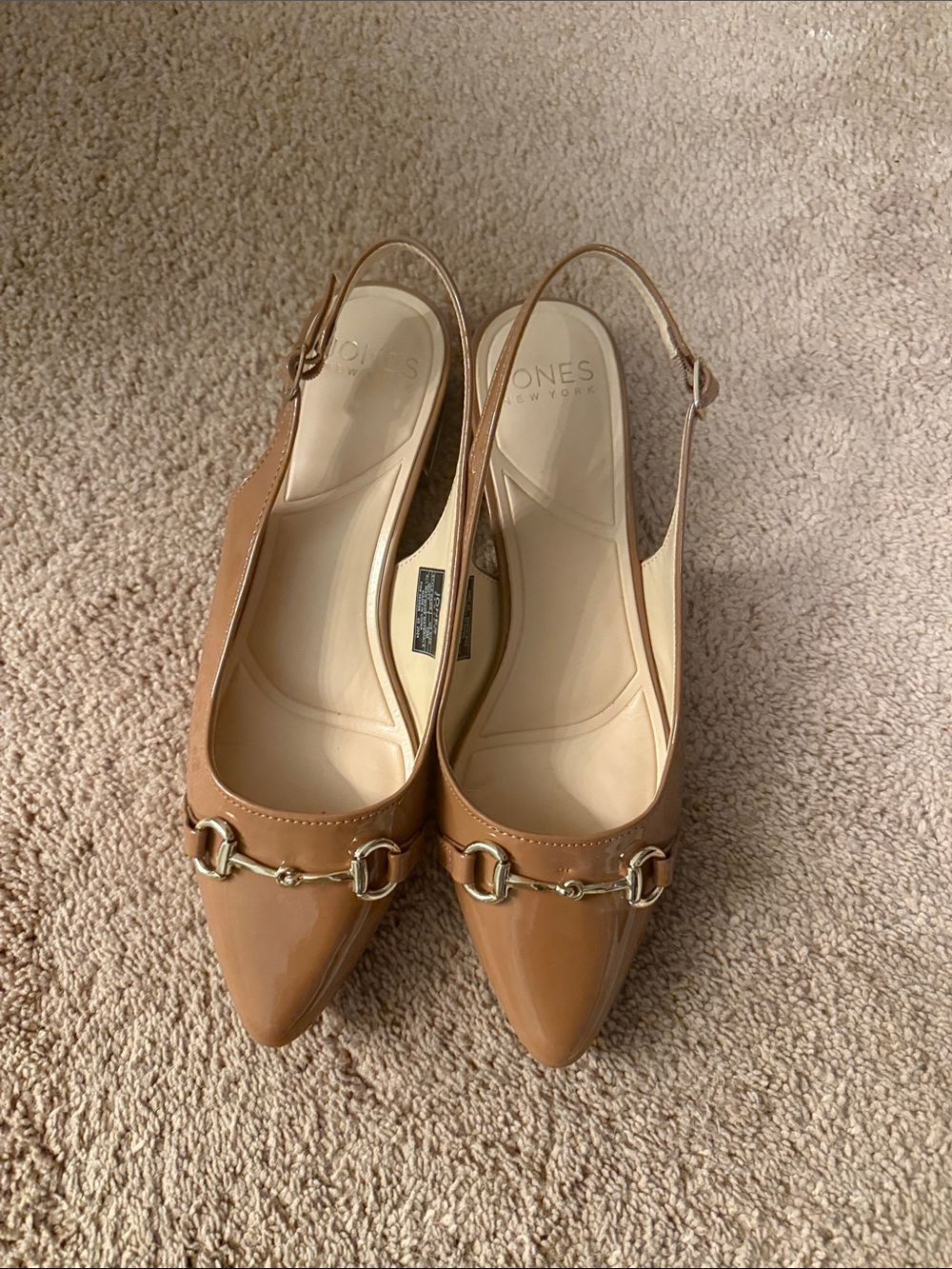 Jones New York Camel Patent Leather Slingback Flats with Gold Horsebit